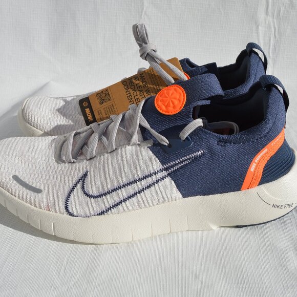 Nike Men's Blue Free Run Flyknit Size M 7.5 and W 9 (New) - Picture 4 of 12